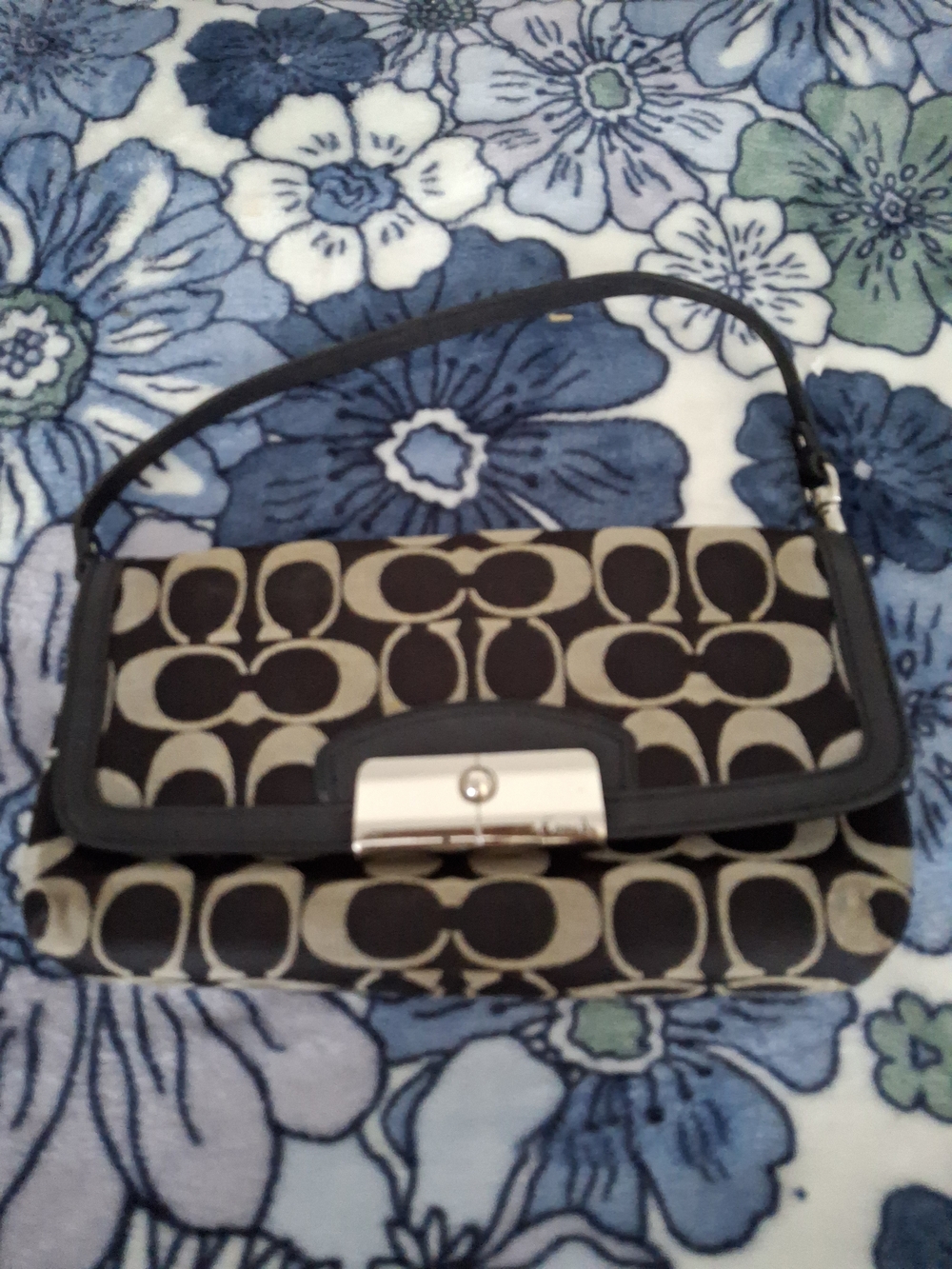 Coach Signature Fabric Clutch in Black and Cream
